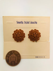 Authentic Vintage 1940s-50s Screw Back Dome Earrings in Brown Floral Lace Acrylic Resin by Schein Brothers - CC41, Goodwood Revival, Twinwood Festival, Viva Las Vegas Rockabilly Weekend Rock n Romance Rock n Romance