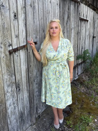 The "Vivien" Full Wrap Dress in Meadow Lane Print, True 1950s Style