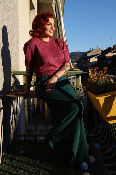Le pull pull à manches courtes « Frances » en rose fuchsia, style vintage classique des années 1940 et 50