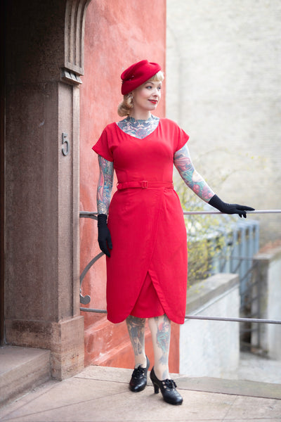 The “Dita" V Neck Sheath Dress in Red, True19 50s Vintage Style