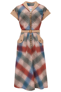 La robe « Casey » en imprimé à carreaux Cotswold, style vintage véritable et authentique des années 1950