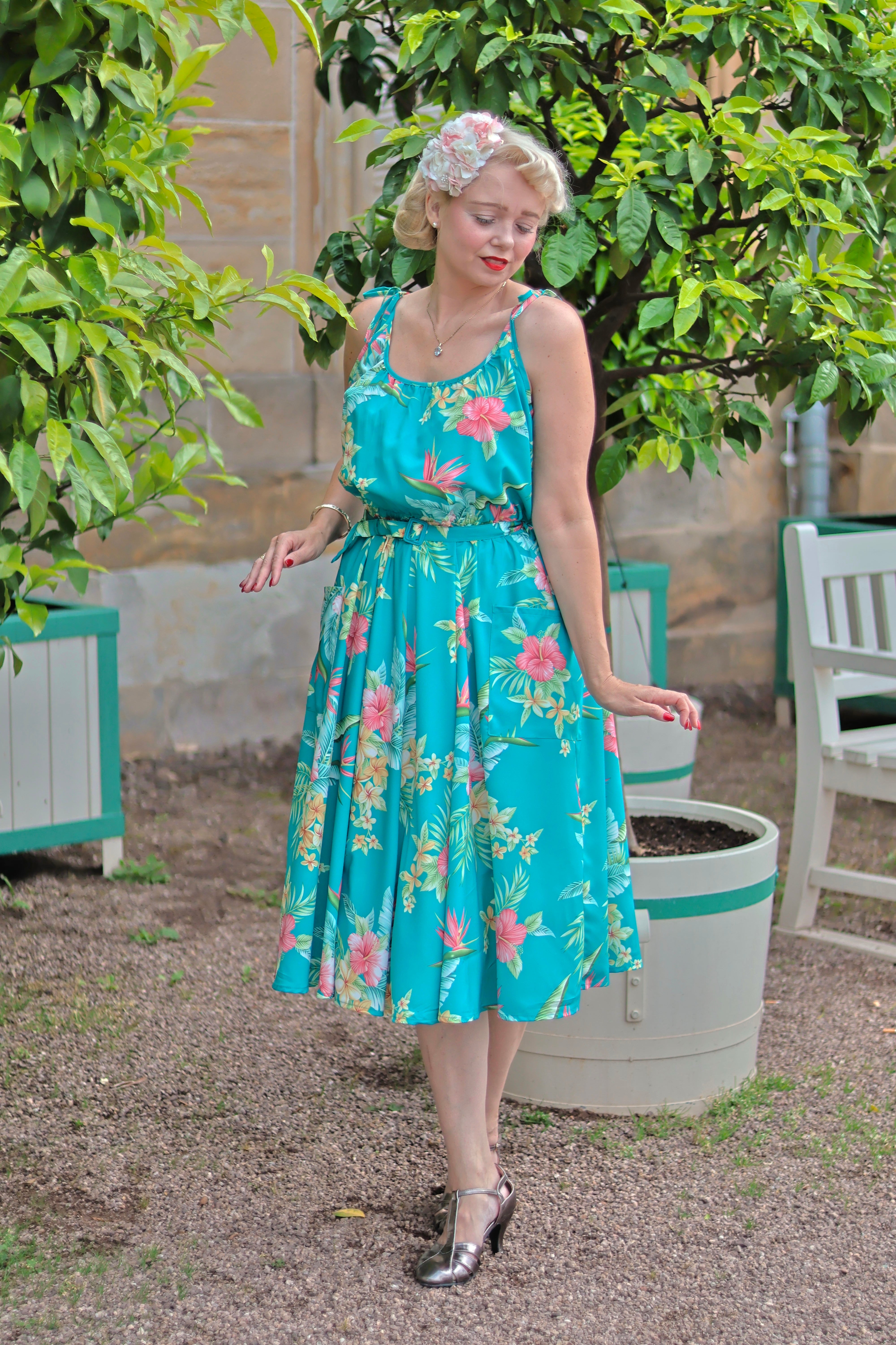 honolulu midi dress Andrade Honolulu | Dresses | Vintage Andrade Honolulu Midi Dress Classic Hawaiian Florals Blue White 96s