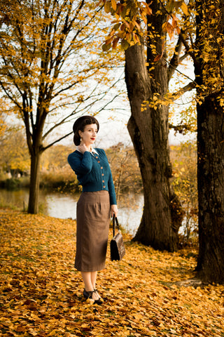 RnR "Luxe" Range "Jitterbug" Pencil Skirt with Kick-Pleat in Brown Viscose Slub Weave, Iconic 1940s Vintage Style