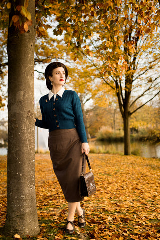 RnR "Luxe" Range "Jitterbug" Pencil Skirt with Kick-Pleat in Brown Viscose Slub Weave, Iconic 1940s Vintage Style