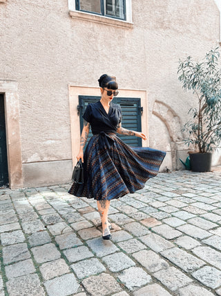 1950s Vintage Button Circle Skirt The