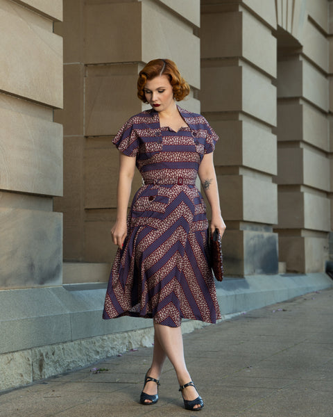 The "Ayda" 2pc Dress & Detachable Shrug Bolero Set In Dotty Deco, True Vintage Style