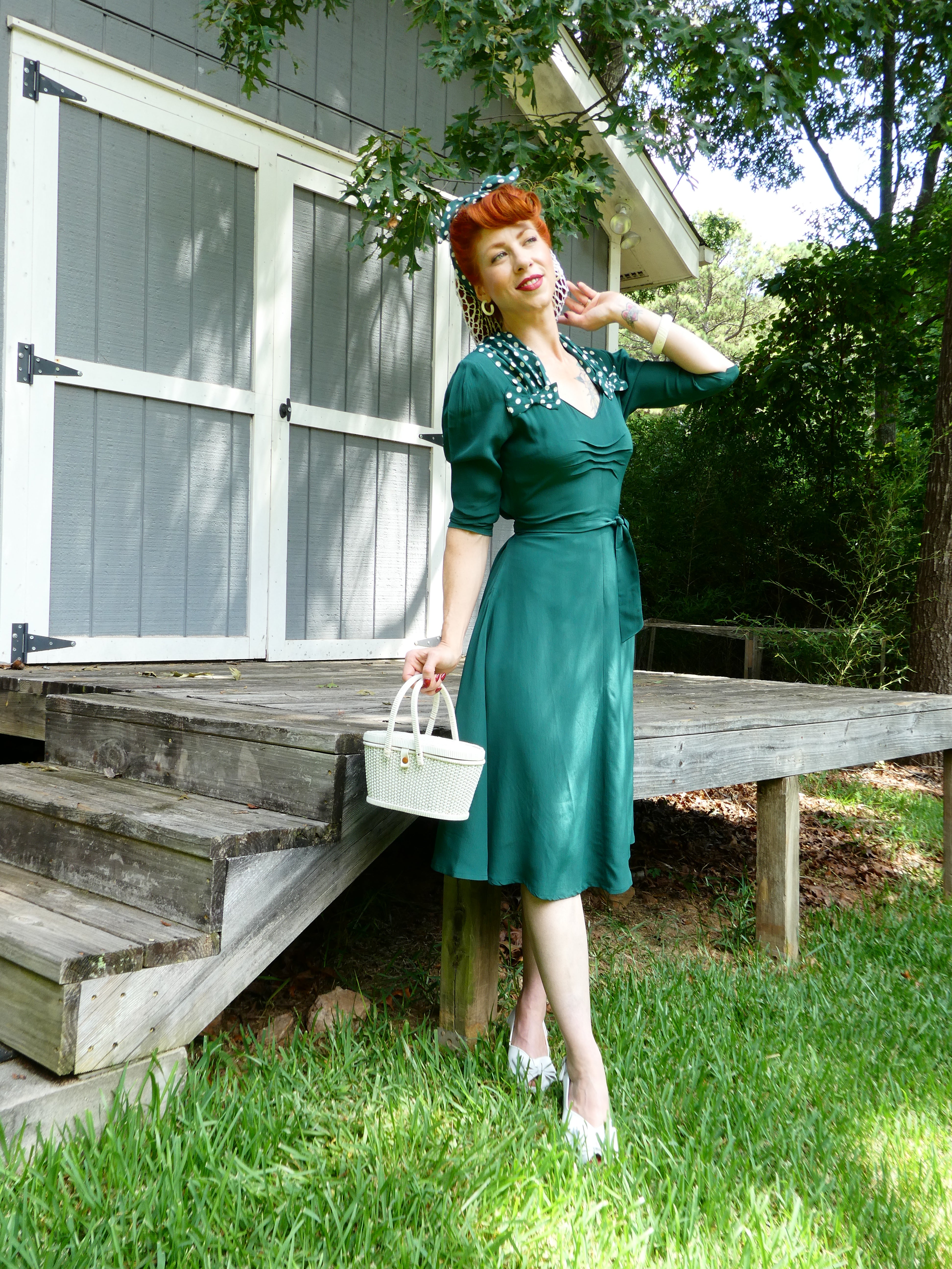 Veronica Dress in Hampton Green | Vintage 1940s Style Dress Hampton Green / 10 Veronica Dress in Hampton Green | Vintage 1940s Style Dress Hampton Green / 10