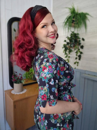 The “Evelyn" Wiggle Dress in Secret Garden Print, True 1950s Vintage Style