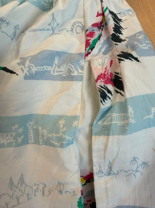 Emma-Spielanzug im Seaside-Print von The Seamstress of Bloomsbury, klassischer Vintage-Stil der 1940er Jahre