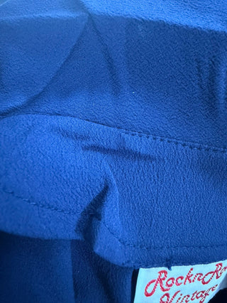Das 2-teilige Set „Lana“ aus Palazzo-Overall und Bolero in Marineblau, einfach zu tragen im Vintage-Stil