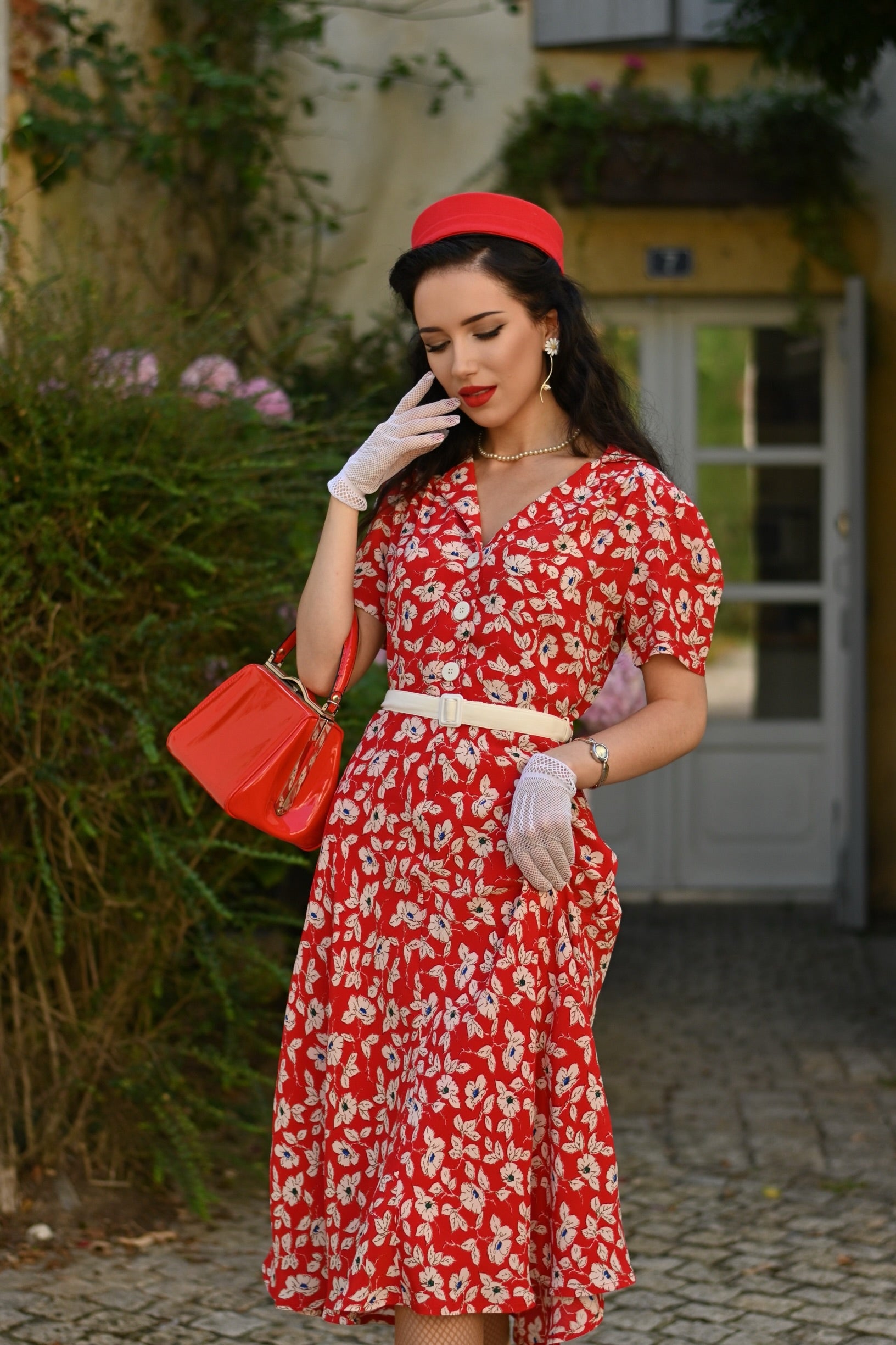 Lisa Shirt Dress in Red Pansy Print, Authentic 1940s Vintage Style Tea Dress at its Best 10 Lisa Shirt Dress in Red Pansy Print, Authentic 1940s Vintage Style Tea Dress at its Best 10
