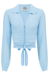 „Clarice“-Bluse in Puderblau, klassischer Vintage-inspirierter Stil der 1940er Jahre