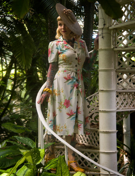 The "Charlene" Shirtwaister Dress in Natural Honolulu Print, True & Authentic 1950s Vintage Style - True and authentic vintage style clothing, inspired by the Classic styles of CC41 , WW2 and the fun 1950s RocknRoll era, for everyday wear plus events like Goodwood Revival, Twinwood Festival and Viva Las Vegas Rockabilly Weekend Rock n Romance Rock n Romance