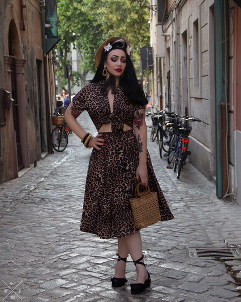 The "Beverly" Button Front Full Circle Skirt with Pockets in Leopard Print, True 1950s Vintage Style - CC41, Goodwood Revival, Twinwood Festival, Viva Las Vegas Rockabilly Weekend Rock n Romance Rock n Romance
