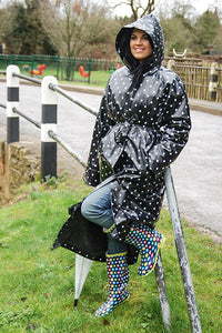1950s Style "Classic Fashion Rain Mac" True Vintage Style In Black Shiny With White spots - True and authentic vintage style clothing, inspired by the Classic styles of CC41 , WW2 and the fun 1950s RocknRoll era, for everyday wear plus events like Goodwood Revival, Twinwood Festival and Viva Las Vegas Rockabilly Weekend Rock n Romance Elements Rain Wear