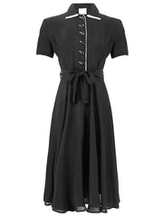 Robe de thé « Mae » en noir avec contrastes crème, style vintage classique des années 1940